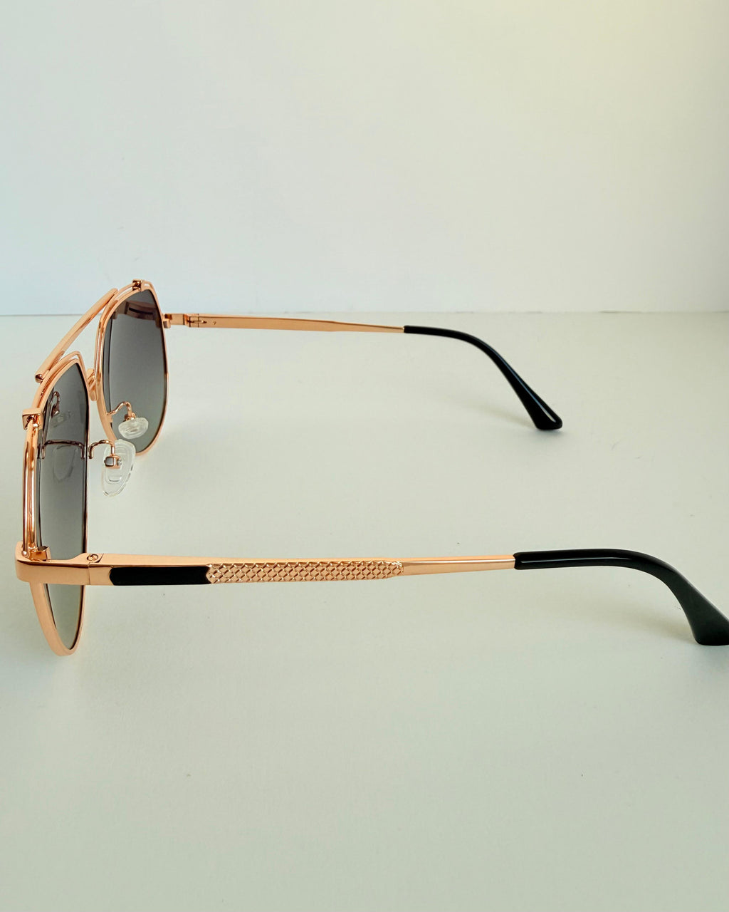 Gold Elegant Aviator 3309
