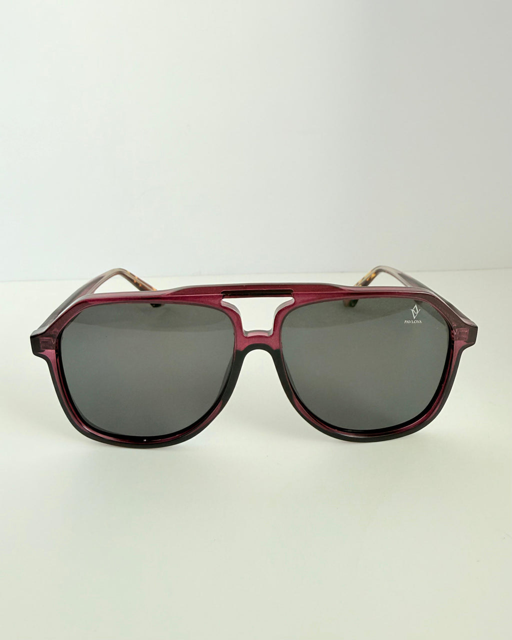 Plum Pavlova 5003