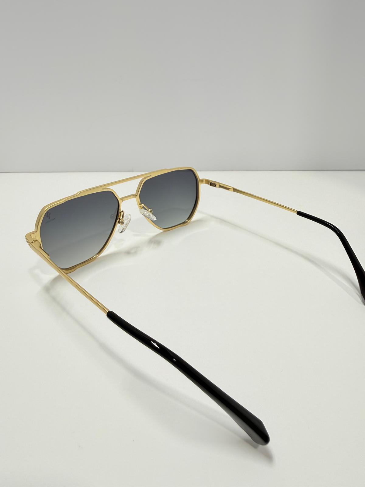 Gold Girl 34067