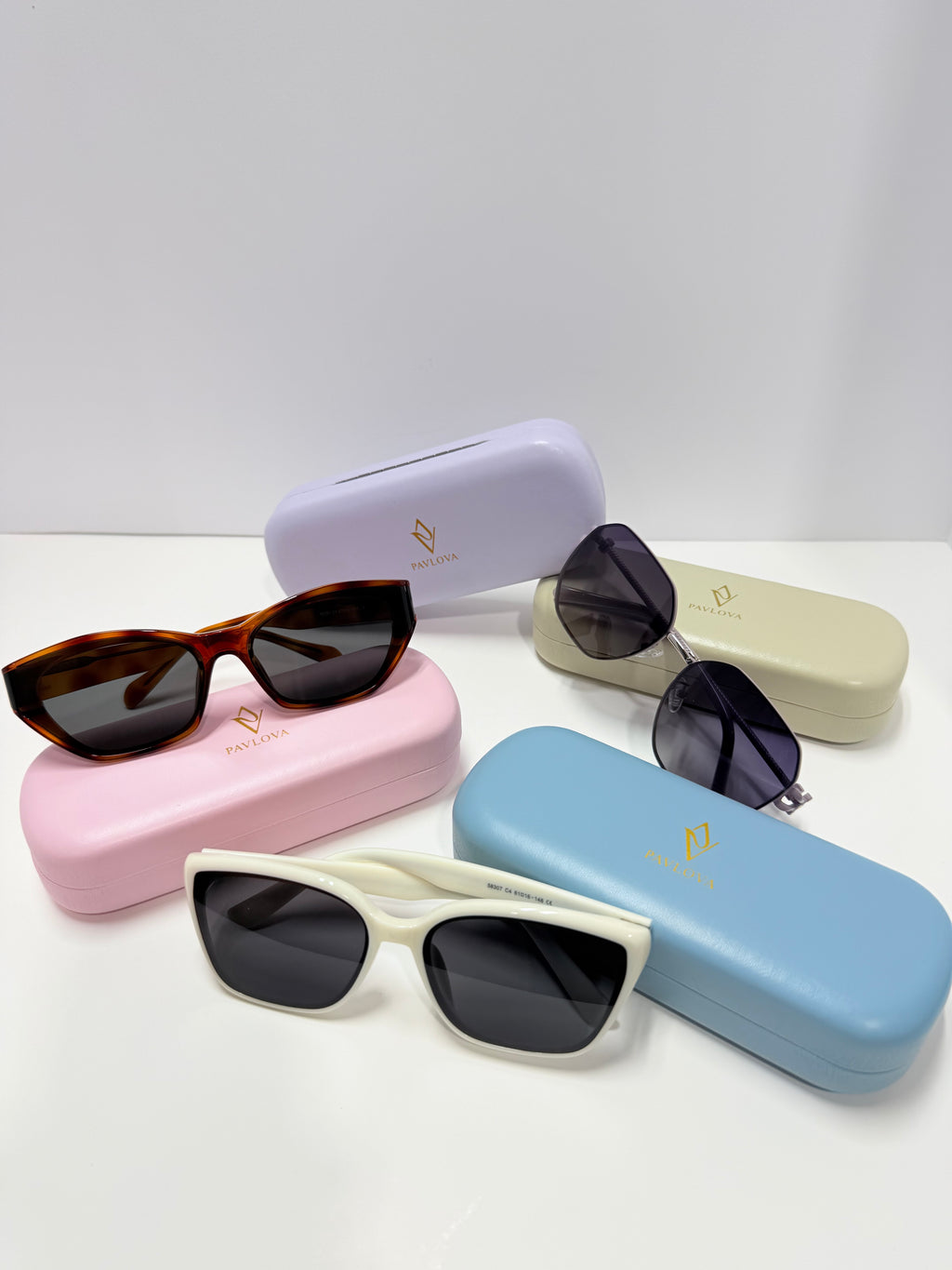 Carey Luxe