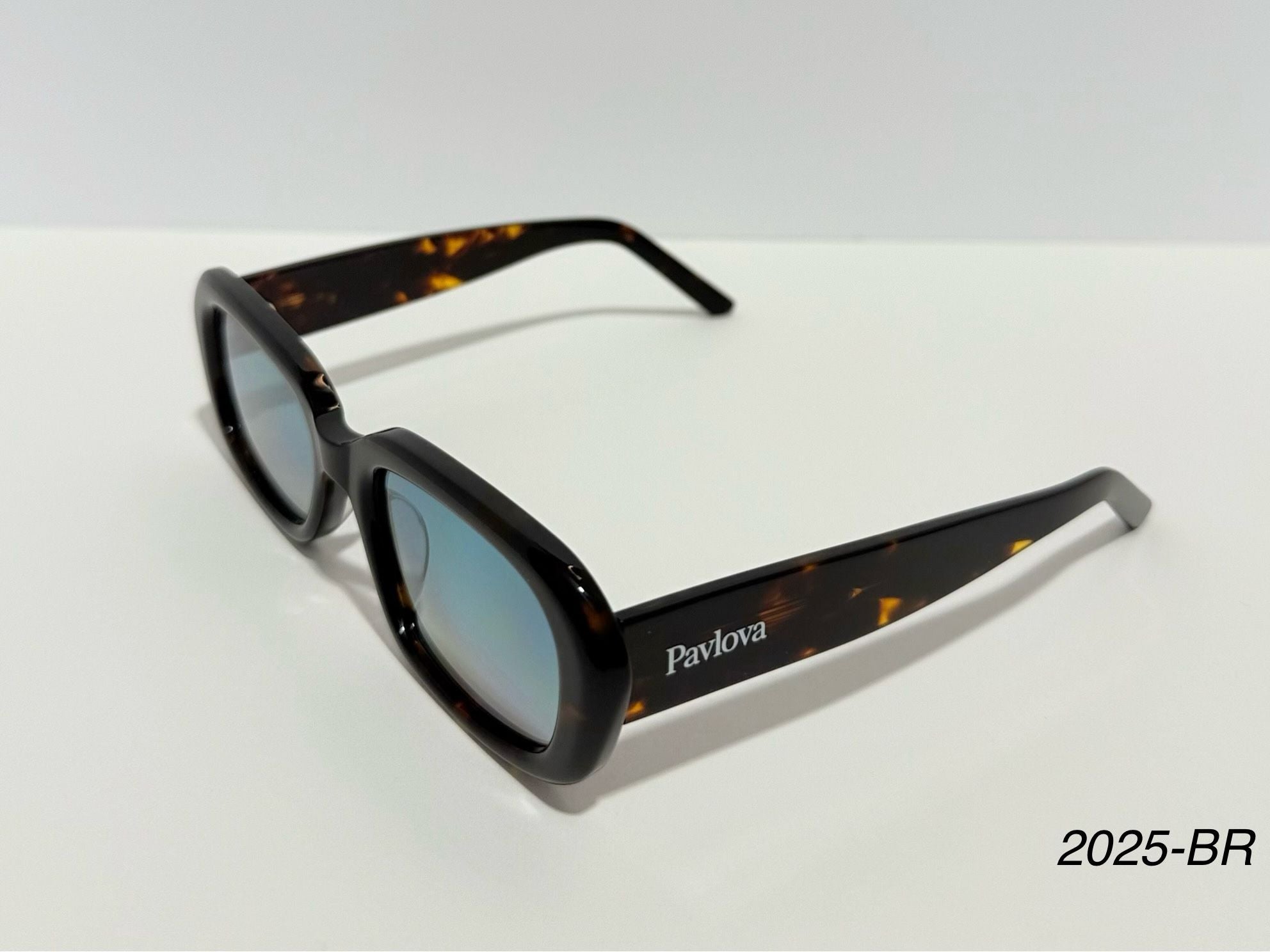 FIO BROWN