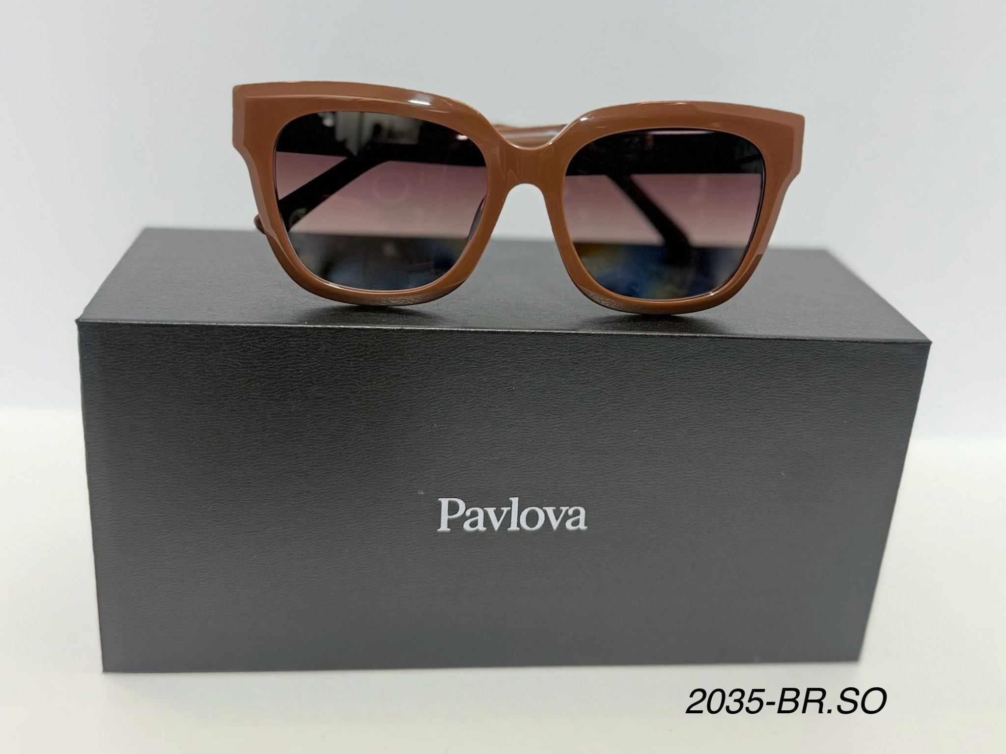 LIDIA BROWN SOLID