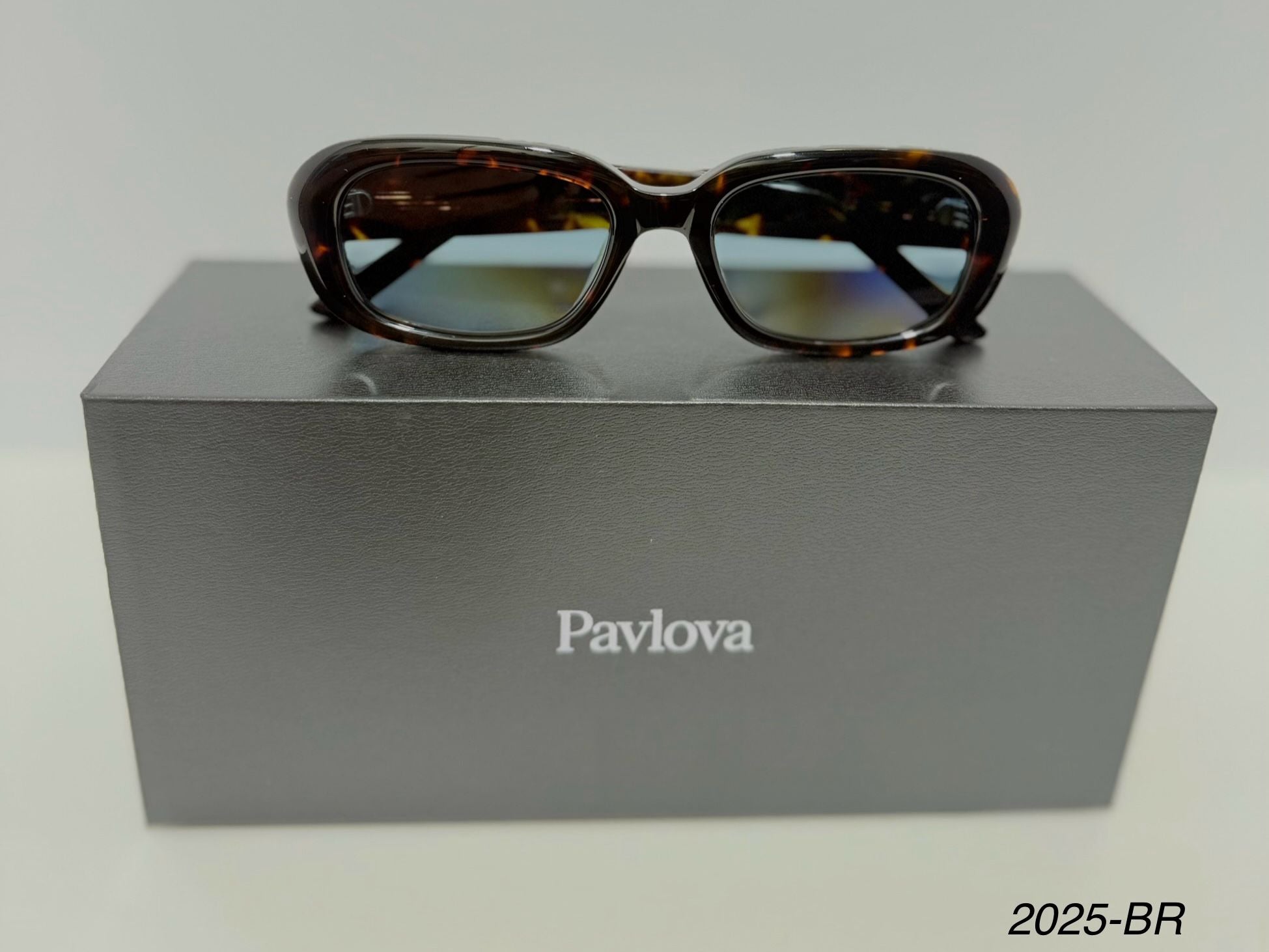 FIO BROWN